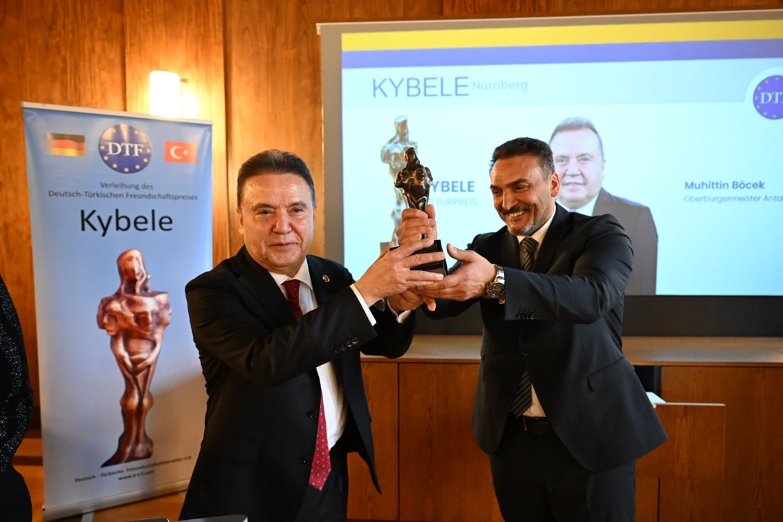 Türk Alman Dostluk Federasyonu DTF - Marcus König - Muhittin Böcek - Nürnberg-Antalya Büyükşehir Belediye Başkanı - Kybele Ödülü - Picture 18
