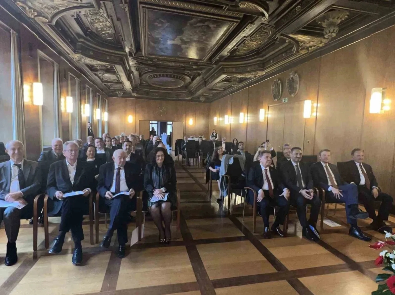 Türk Alman Dostluk Federasyonu DTF - Muhittin Böcek - Antalya Büyükşehir Belediye Başkanı - Kybele Ödülü - Picture 15