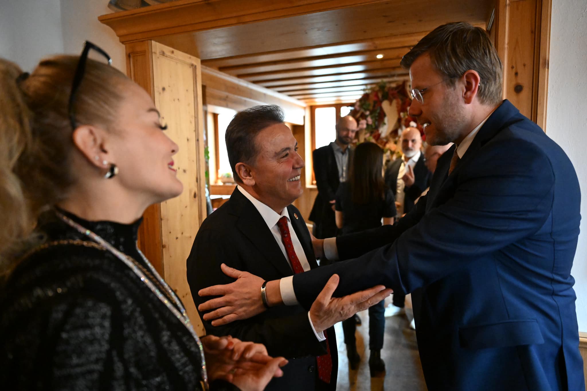 Türk Alman Dostluk Federasyonu DTF - Muhittin Böcek - Antalya Büyükşehir Belediye Başkanı - Kybele Ödülü - Picture 9-min