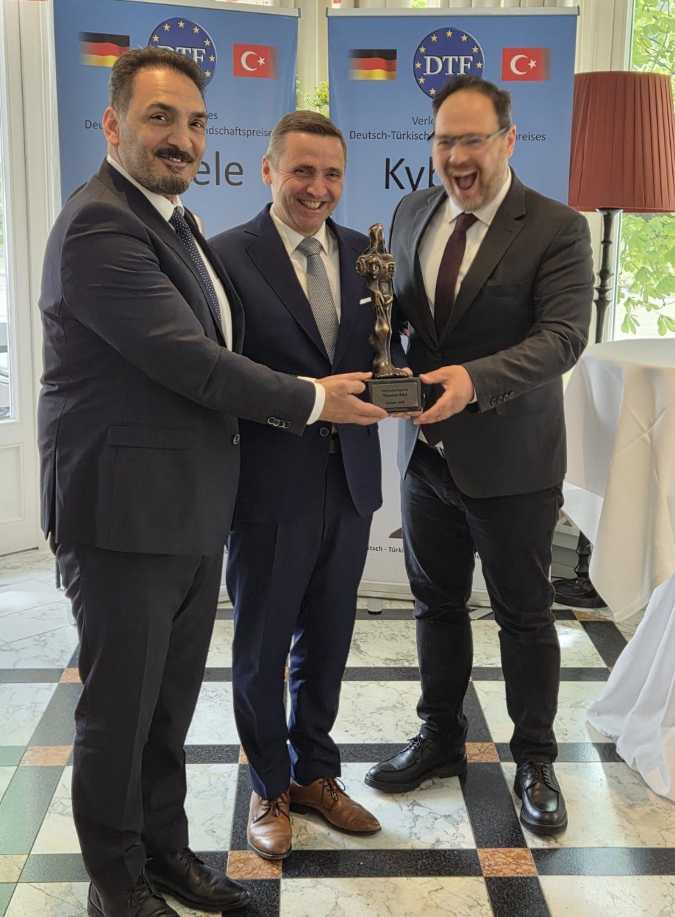 Türk Alman Dostluk Federasyonu DTF - Thomas Böhl - Kybele Ödülü 2024 2